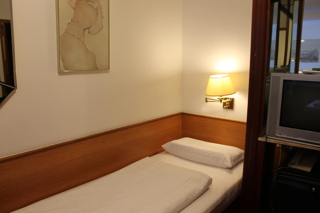 Hotel Montree Monachium Zewnętrze zdjęcie
